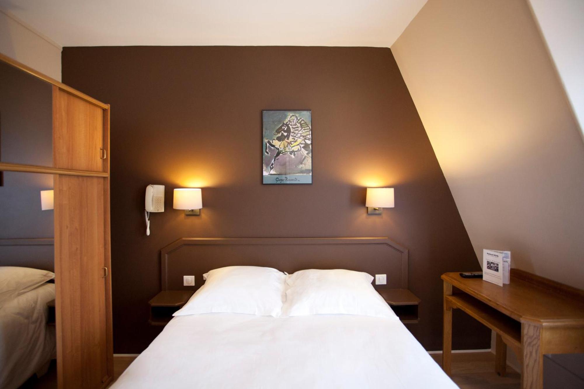 Hotel Nadaud Parigi